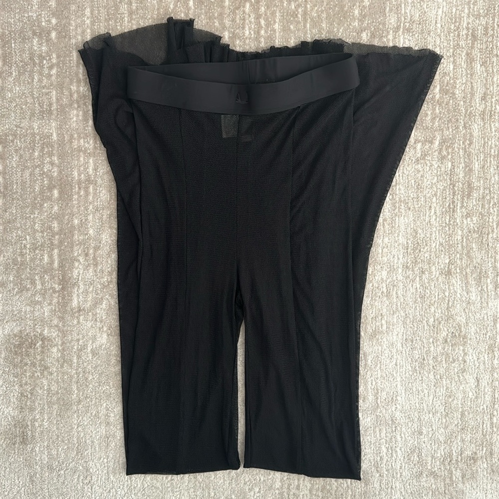 Minimal Animale Shoreline Mesh Pants in Black - Picture 2 of 5